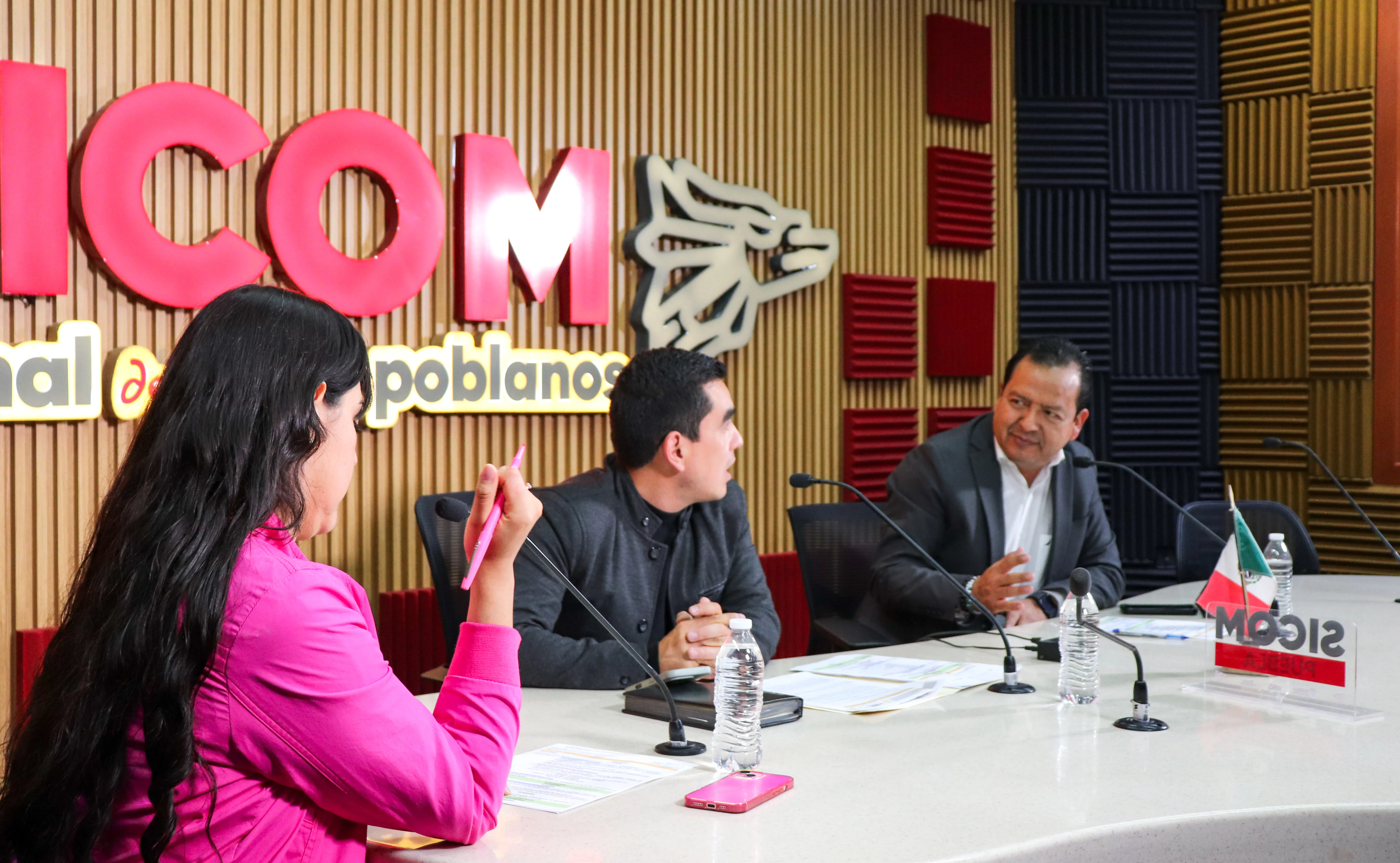 1. Programa de Radio ConocIEEndo lo Electoral EntendIEEndo la Democracia 49